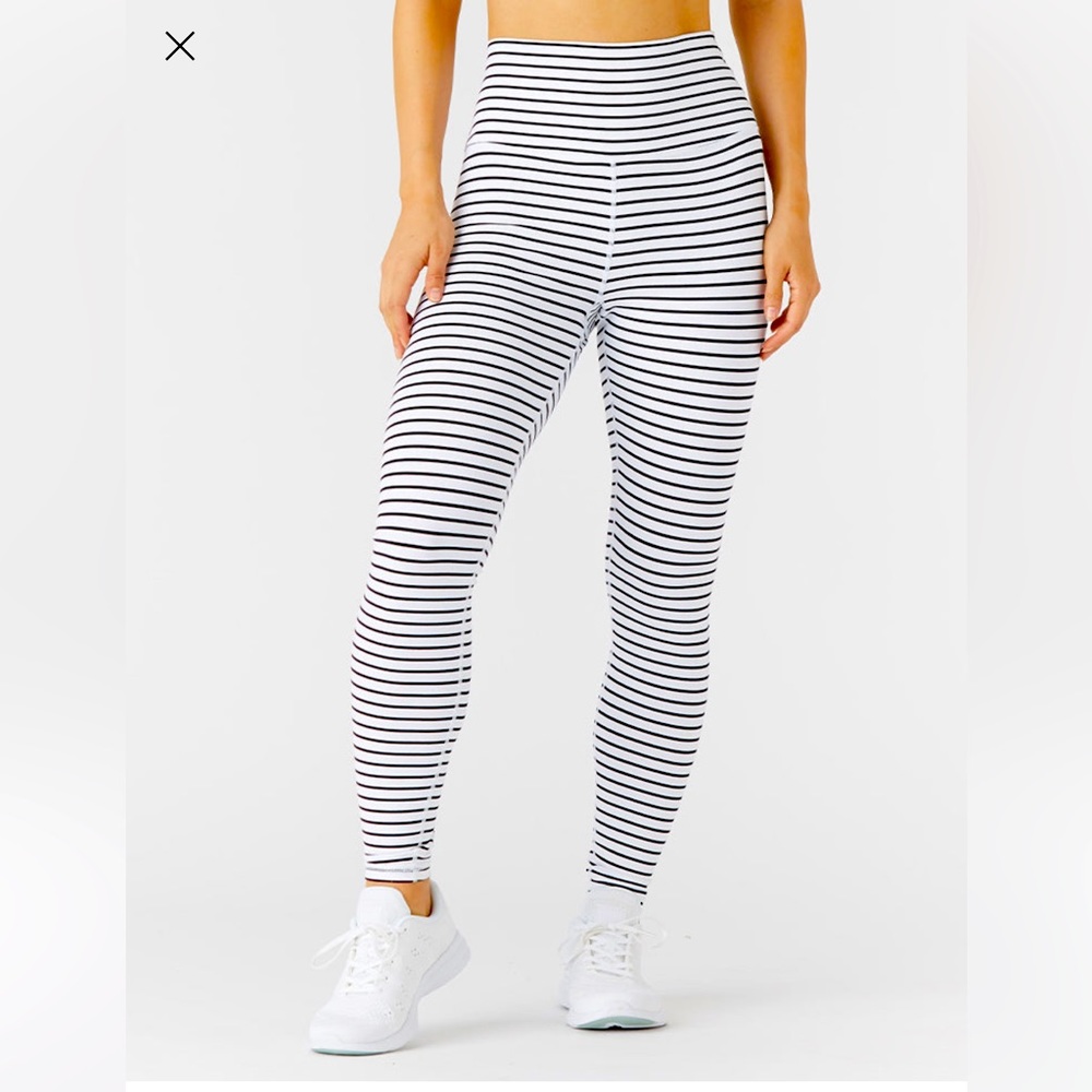 Glyder black and white stripped leggings size xs